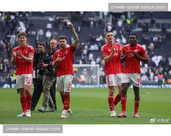 诺丁汉森林3-0大胜热刺，佩雷拉定位球战术成制胜关键